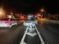 國1楊梅段3車追撞　7人受傷車流回堵