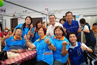 搶攻鶯歌選票　蘇巧慧衝醫療量能李四川推平價旅宿
