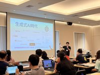 AI時代不怕複製貼上　教師推色彩講義引導學生共創