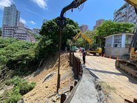新北新店新坡一街邊坡搶修　社區建物穩定無異常