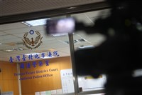 西門町停車場砍腳筋　2男自首仍判刑3年2月、2年8月