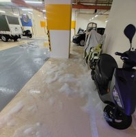 南港社宅停車場泡沫亂撒　市府：消防設備疑異常