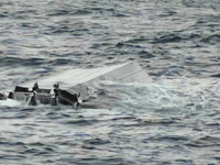 澎湖遊艇東吉海域進水翻覆　船上4人獲救