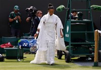 大坂直美溫網首勝　「追殺比爾」白色和服艷驚全場