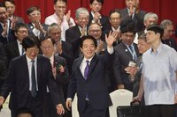 賴總統挺牙醫温世政選縣長　盼南投率先達成8020目標