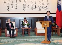 見美國民主基金會　總統：中國跨國鎮壓引國際擔憂[影]