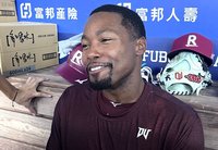 經歷大傷重返職棒　桃猿新洋砲道威聖要忍住不哭