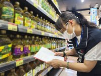 中市府追問題油流向 胖老爹炸雞、糕餅業者入列