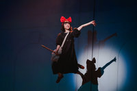 颱風延期  「魔女宅急便」終迎首演吸台日粉絲