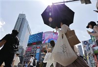 日本170地飆破35度高溫創紀錄　東京52人送醫、3重症