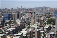 財部放寬舊制房屋稅令　繼承受贈出售所得稅負可減輕