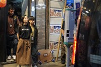 作家、書店串聯聲援香港　標註「我是書店店員」