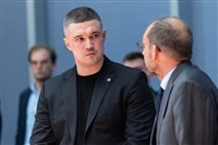 烏克蘭內閣異動　國防部長免職、總理人選拍板