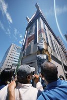 新北原民服務中心近完工  彩繪雲豹山林躍上外牆