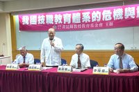 技高生僅7.2%就業 學者：技職重建不只制度更在價值