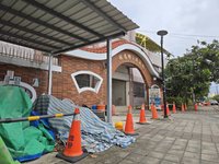 屏東林邊游泳池修繕經費追加未過　工程停擺引憂