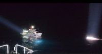 澎湖2漁船凌晨擦撞1人落海獲救　半沉漁船拖返馬公