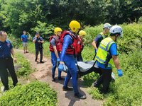 金門男池塘溺水　消防救援上岸已無呼吸心跳