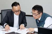 童子瑋參訪台南　黃偉哲分享治理經驗深化交流