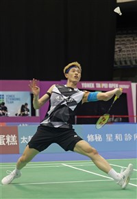 林俊易轟垮地主陸光祖　BWF中國羽球賽晉16強