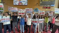 問題油品案　藍綠黨團台中議會互嗆