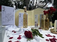 金酒團隊3年研發　屏東玫瑰結合金門高粱夢幻登場