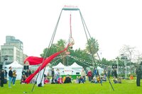 新北美術館戶外劇場賞馬戲魔術 8月連4週末登場