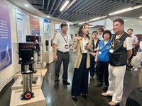 格蘭富奪首屆「苗金獎」雙獎　苗縣府參訪交流