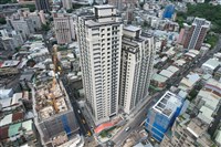 央行理事：若台股降溫　憂資金由股轉房推升房價