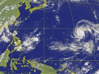 颱風白海豚朝日本南方海面前進　路徑仍有不確定性