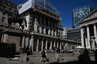 英國央行按兵不動　基準利率維持3.75%