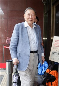 沈慶京為就醫求暫停科控遭駁　高院：未達急迫性