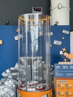 看海美術館「日常事務所」展　日本插畫詮釋職場循環