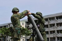漢光42號8/5登場　第四作戰區教召人員複習建制武器