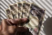 傳美日聯手撐日圓　路透：日本財相3日將證實
