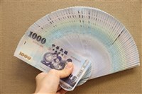 金融三業上半年賺逾9千億　全年挑戰歷史新高