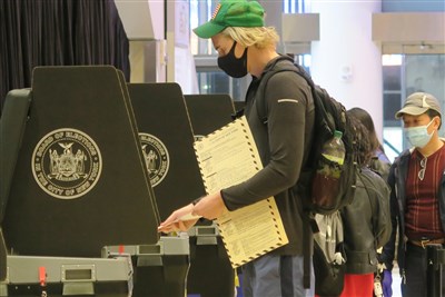 疫情與川普催化 逾1/3美國人提前投票創紀錄