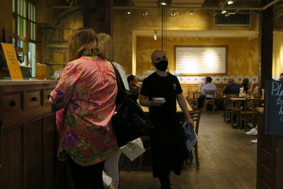 美國6月就業增加85萬人  近一年來最猛成長