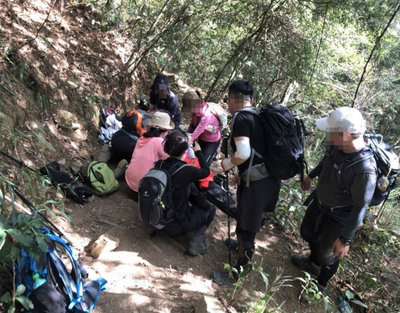 登東卯山昏倒疑似瀕死性呼吸 中市消防局馳援