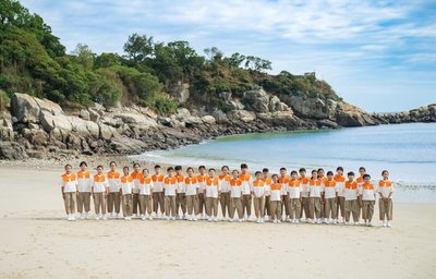 馬祖學童登國慶領唱國歌  服裝藏「風燈」祝福