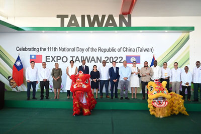 駐貝里斯大使館慶雙十 貝國總督親自出席祝賀