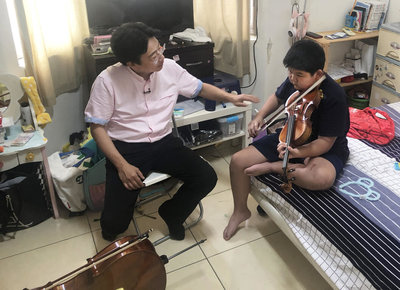 張正傑體驗一日爸爸 感動孩子學習力稱上了育兒課