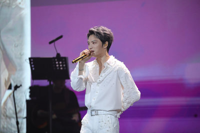 金在中睽違4年訪台 演唱會吐槽粉絲沒等他先嫁人