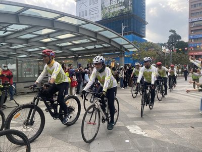 民團單車環島 51名騎士募近1800萬急難救助金