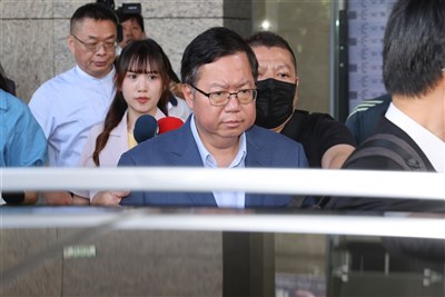 鄭文燦同案楊姓被告 4度開羈押庭1500萬元交保