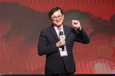 憂停滯在核能綠能辯論 童子賢:台灣AI優勢恐變弱勢