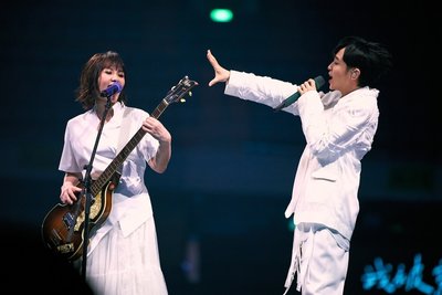 蘇打綠4面台小巨蛋開唱 阿龔照片驚喜惹哭青峰