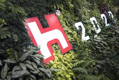 鴻海虎躍總部綠能發電增18倍 布局資源生態循環