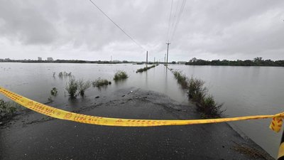 宜蘭大雨不停 五結鄉利澤地區農田汪洋一片