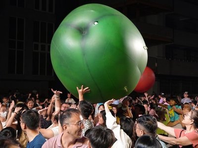 紙風車藝術工程 大同國小校友贊助學弟妹免費看戲
